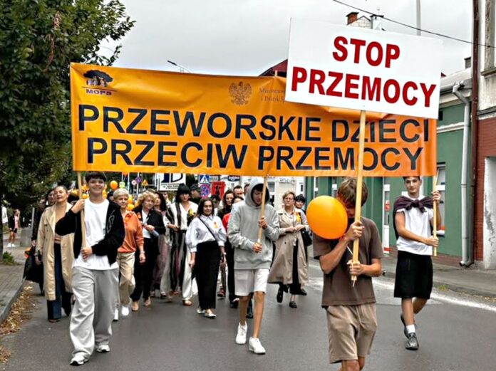przemoc (9)